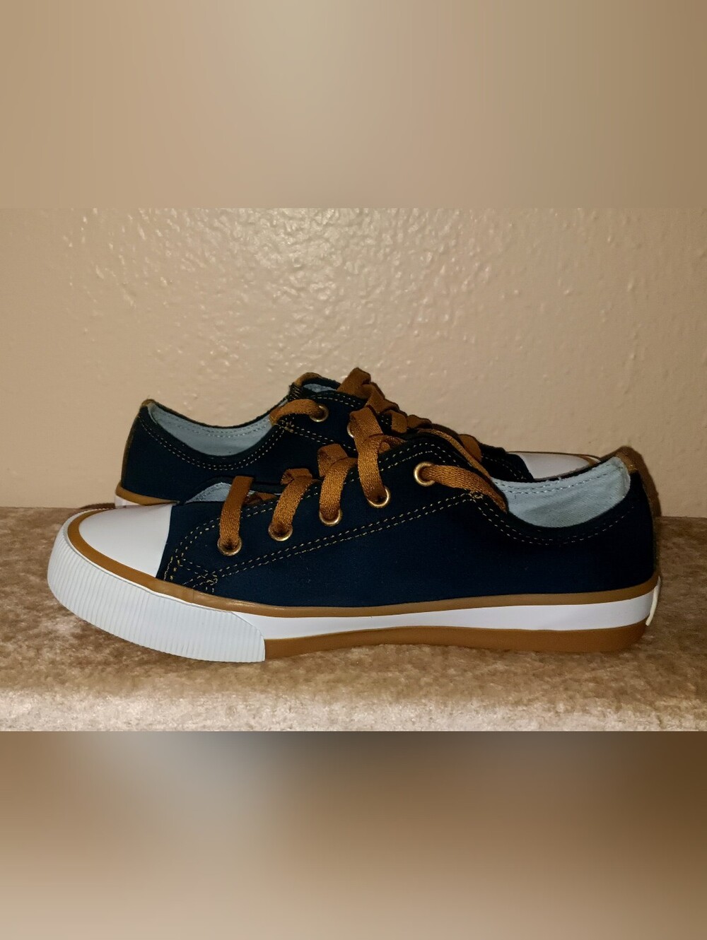 Harley-Davidson Navy Canvas Sneakers with Brown Accents